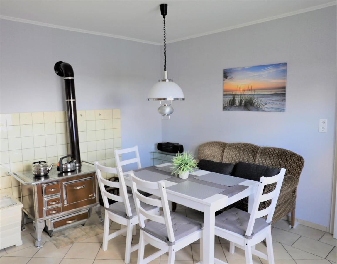 Ferienwohnung Sinis Friesenstube Zwischenbergen Exterior foto